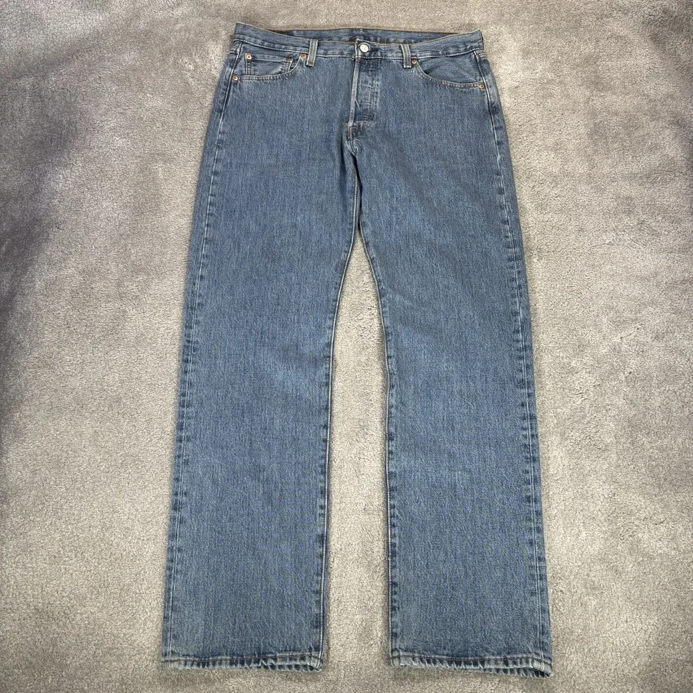 Levis 501 Jeans Men 36x34 Original Fit Straight Leg Blue Denim Cotton Button Fly